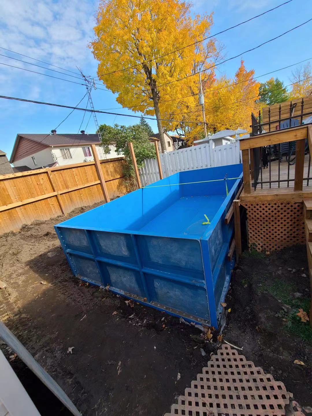 Combien pèse une coquille de piscine?