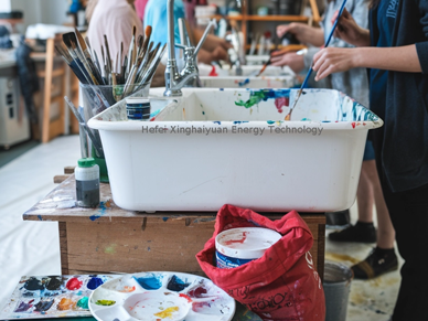 Avantages de l'utilisation de lavabos en fibre de verre dans les écoles et les établissements publics