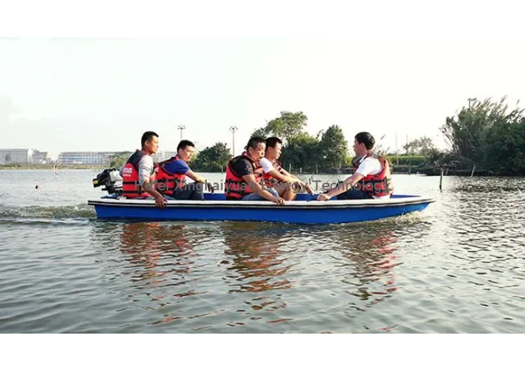 Bateau de p&ecirc;che en FRP